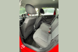 
										Volkswagen Polo Red 2014 full									