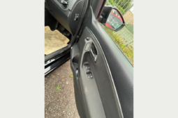 
										Volkswagen Polo Black full									